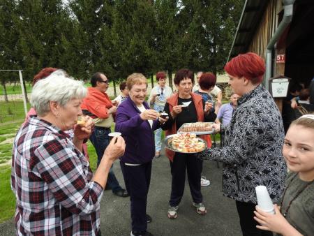 Pohod po novozgrajenih pločnikih 11